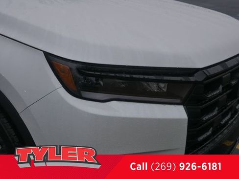 New 2026 Honda Pilot Sport image 10