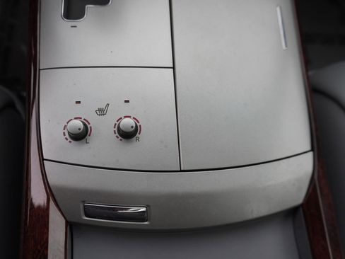 Used 2008 Toyota Avalon XLS image 18