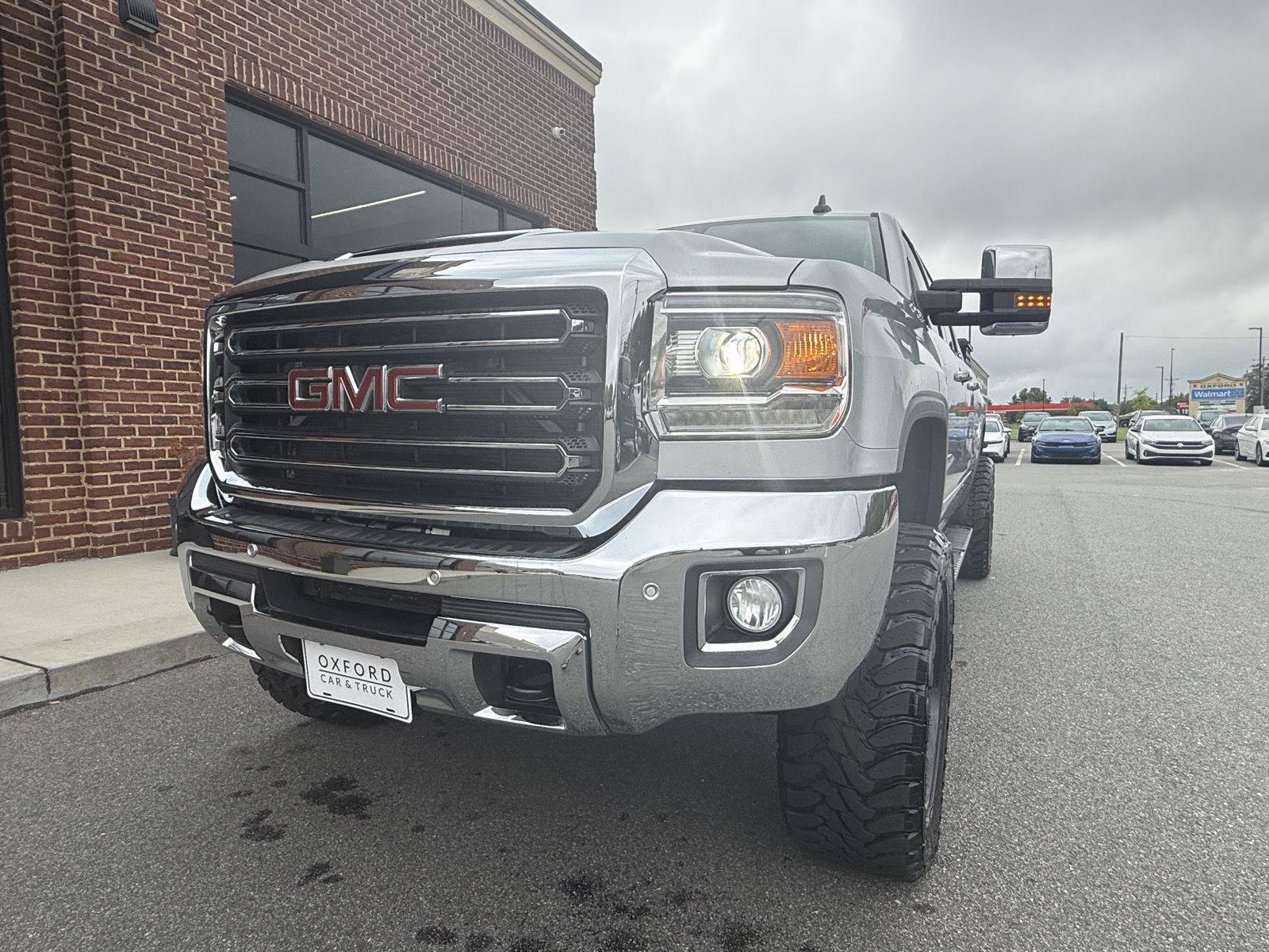 Used 2018 GMC Sierra 2500 SLT w/ Duramax Plus Package AWD/4WD image 28