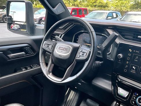 Used 2026 GMC Sierra 2500 AT4 w/ AT4 Premium Plus Package AWD/4WD image 18