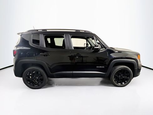 Used 2022 Jeep Renegade Altitude w/ Convenience Group image 4