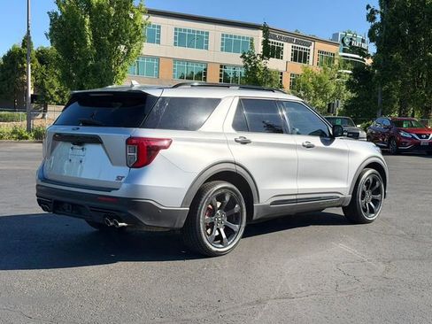 Used 2020 Ford Explorer ST w/ ST High-Performance Pack AWD/4WD image 3
