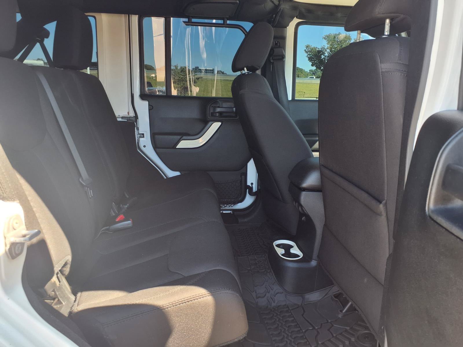 Used 2017 Jeep Wrangler Unlimited Sport w/ Quick Order Package 24S AWD/4WD image 14
