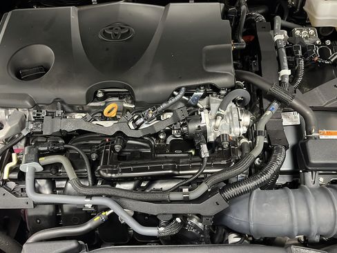 Used 2023 Toyota Camry XLE w/ Cold Weather Package FWD image 27