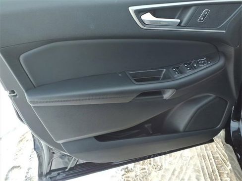 Certified 2022 Ford Edge SEL w/ Convenience Package image 12