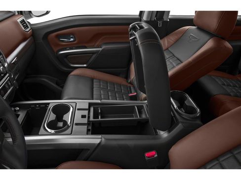 Used 2019 Nissan Titan Platinum Reserve image 65