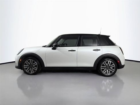 Used 2025 MINI Cooper S FWD image 8