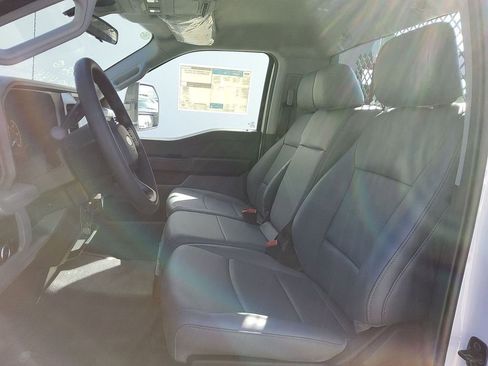 New 2025 Ford F450 XL w/ XL Chrome Package image 7