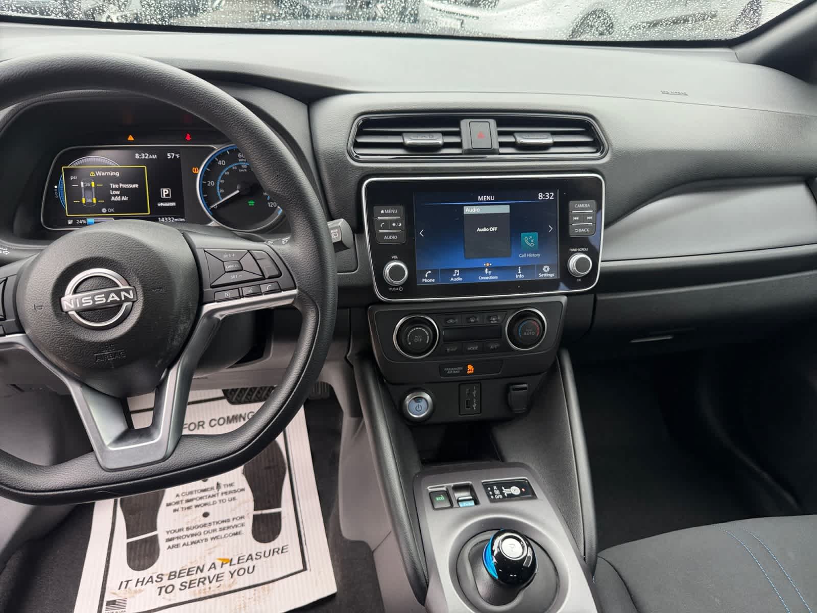 Used 2025 Nissan Leaf S FWD image 17