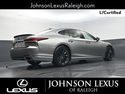 Used 2020 Lexus LS 500 w/ Interior Upgrade Package RWD image 19