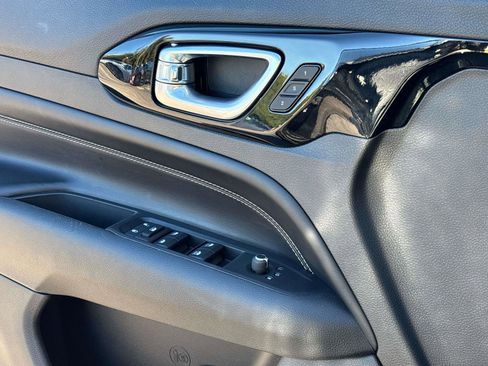 Used 2022 Jeep Compass High Altitude image 16