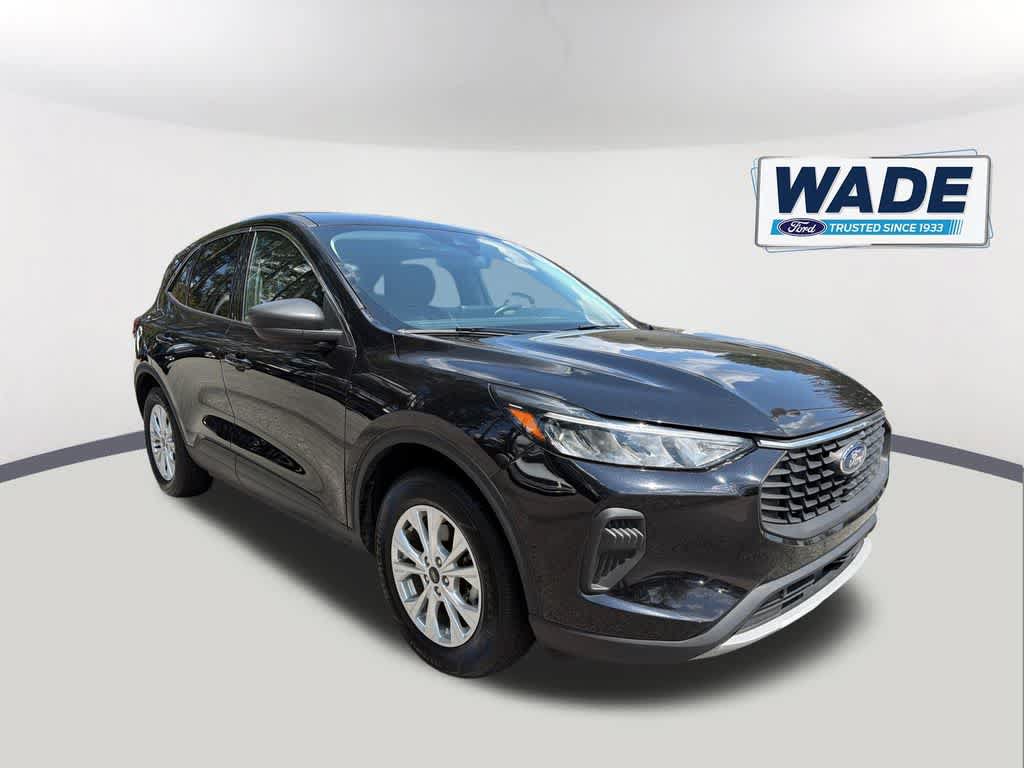 Used 2024 Ford Escape Active FWD image 3