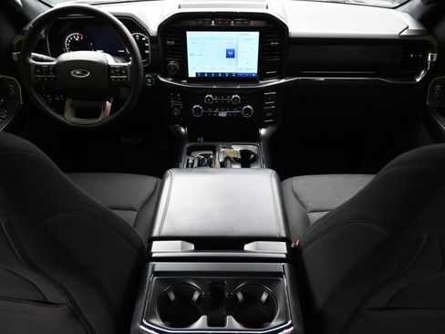 Used 2021 Ford F150 XLT w/ Equipment Group 302A High image 13