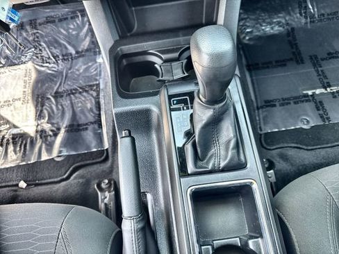 Used 2019 Toyota Tacoma SR w/ SR Convenience Package image 27