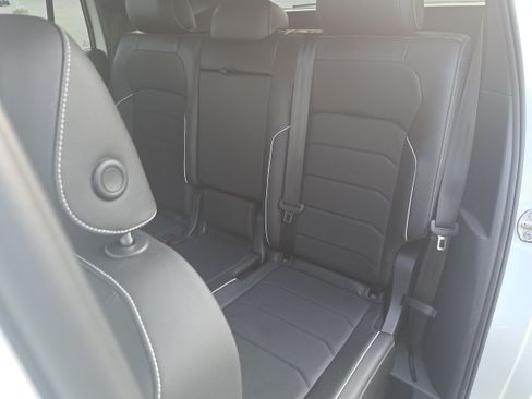 Certified 2023 Volkswagen Tiguan SEL R-Line AWD/4WD image 15