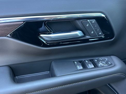 New 2026 Chevrolet Tahoe Premier image 11