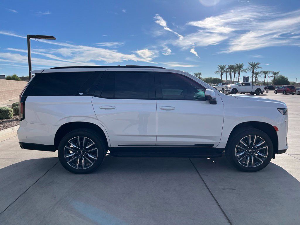Used 2024 Cadillac Escalade Sport Platinum AWD/4WD image 5