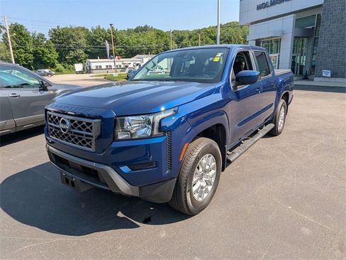Used 2022 Nissan Frontier SV w/ Technology Package image 6