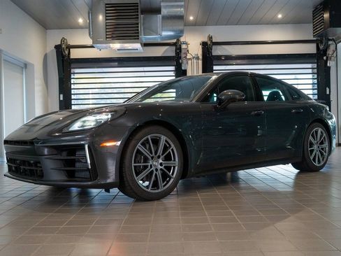 New 2025 Porsche Panamera 4 AWD/4WD image 1