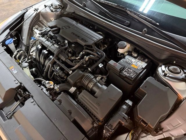 Used 2025 Kia K4 FWD image 40