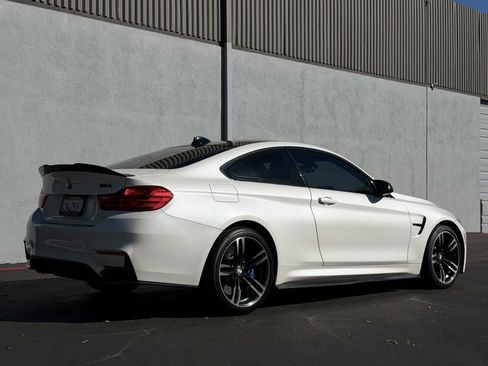 Used 2018 BMW M4 Coupe image 8