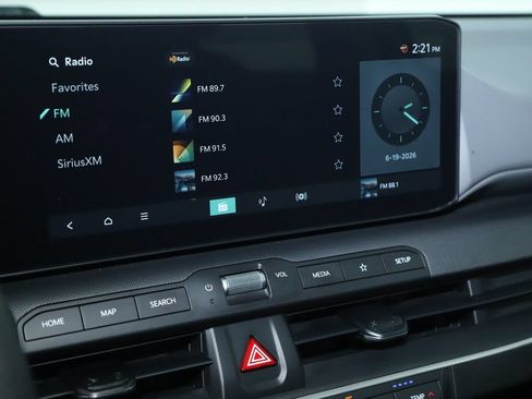 Used 2025 Kia K4 FWD image 26
