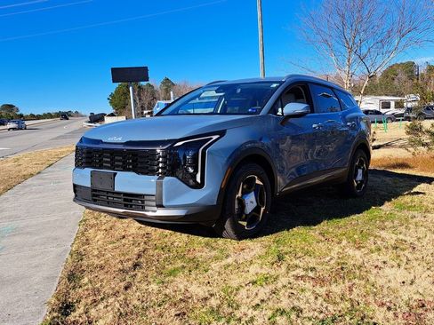 New 2026 Kia Sportage EX AWD/4WD image 1