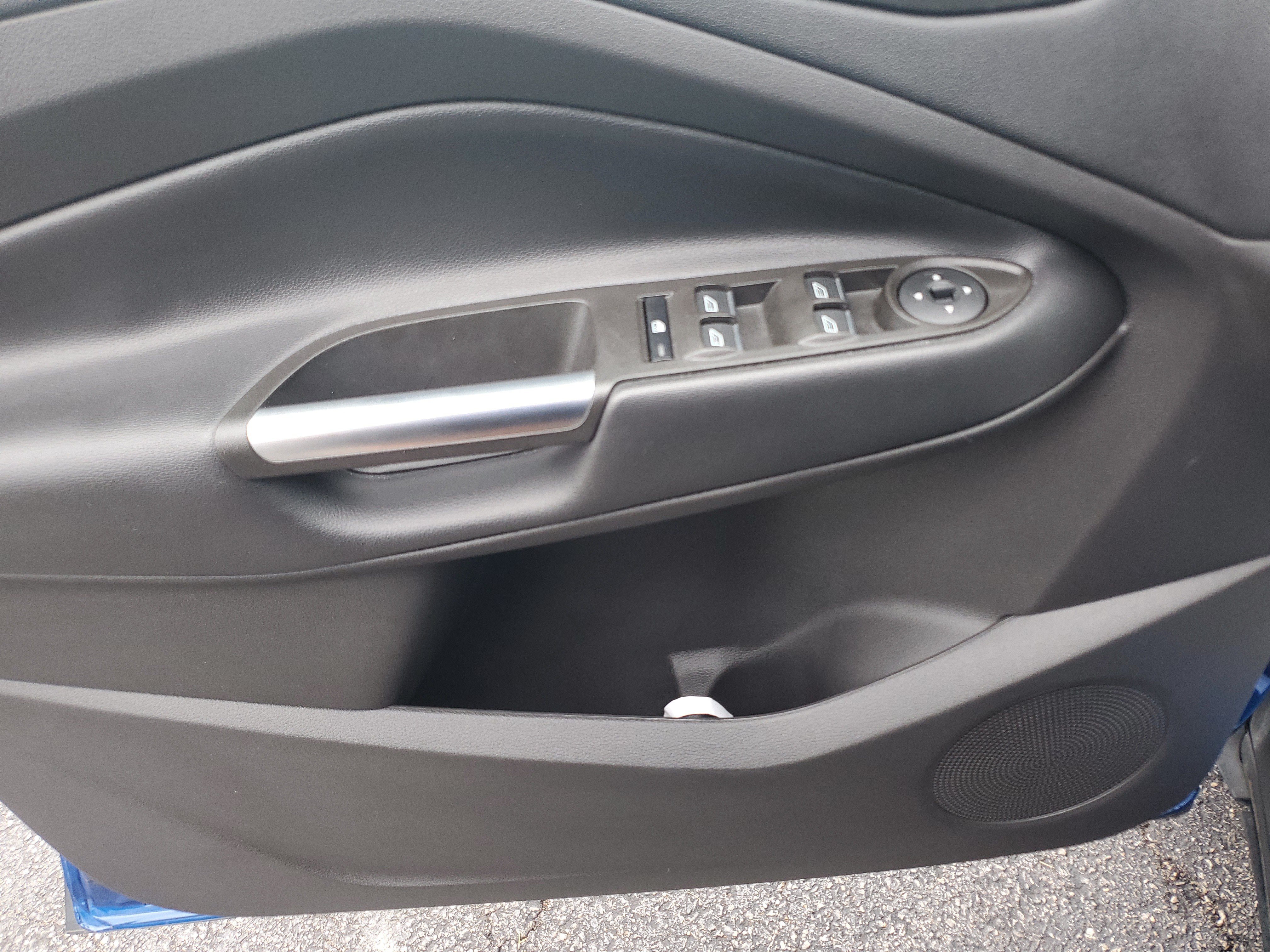 Used 2019 Ford Escape Titanium AWD/4WD image 20