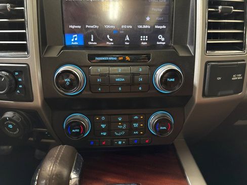 Used 2019 Ford F150 King Ranch w/ Equipment Group 601A Luxury image 27