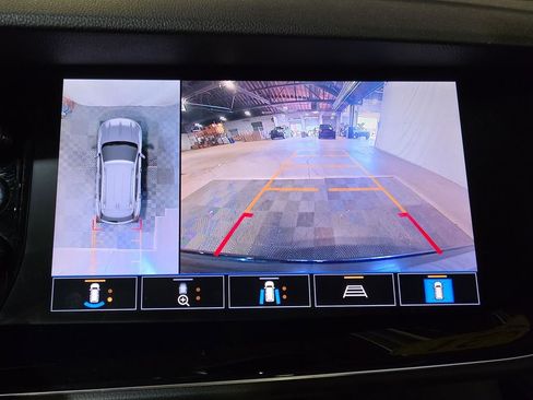 Used 2021 Buick Envision Avenir w/ Technology Package II FWD image 24