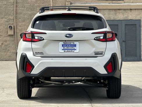 Used 2026 Subaru Crosstrek 2.5i Limited w/ Crosstrek Mirror Package AWD/4WD image 4