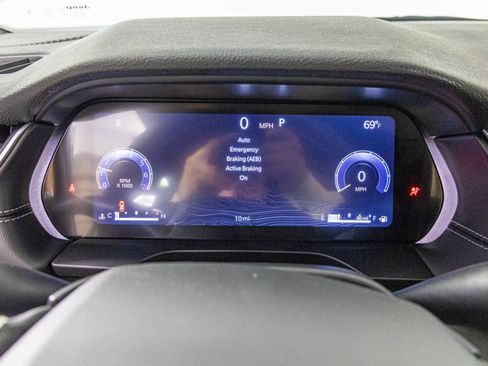 New 2025 Jeep Grand Cherokee Altitude image 20