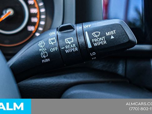 Used 2024 Jeep Wrangler Sahara image 28