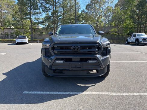 Used 2024 Toyota Tacoma SR5 AWD/4WD image 3