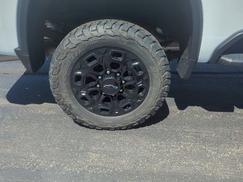 Certified 2024 Chevrolet Silverado 3500 LTZ w/ LTZ Plus Package AWD/4WD image 13