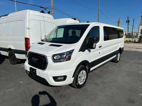 Used 2023 Ford Transit 350 XLT image 34