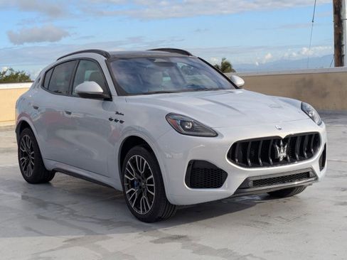 Used 2023 Maserati Grecale Modena image 3