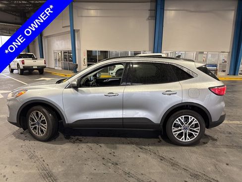 Used 2022 Ford Escape SEL image 3