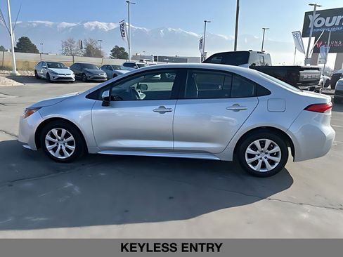 Used 2024 Toyota Corolla LE image 9