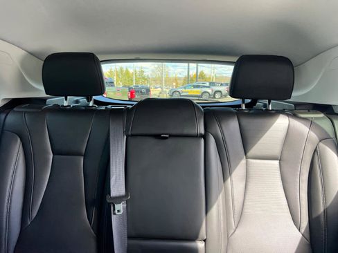 Certified 2025 Buick Envision Preferred image 28