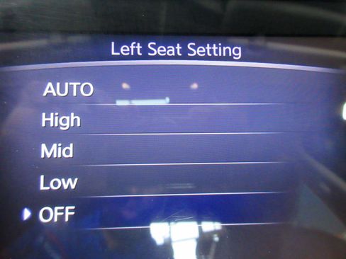 Used 2019 INFINITI Q50 Luxe w/ Essential Package (3.0T Luxe) AWD/4WD image 27