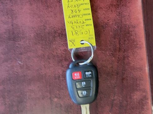 Used 2013 Toyota Camry LE FWD image 26