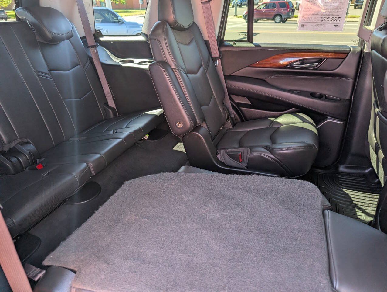 Used 2016 Cadillac Escalade Premium AWD/4WD image 19