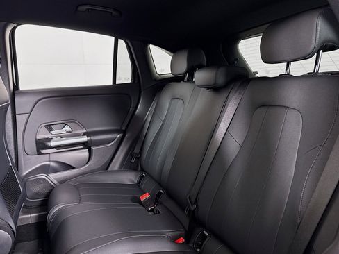 Certified 2025 Mercedes-Benz GLA 250 GLA 250 image 9