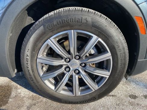 Used 2019 Cadillac XT4 Sport w/ Cold Weather Package image 37