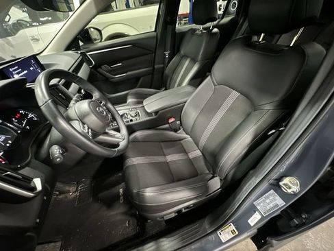 Used 2025 MAZDA CX-50 AWD 2.5 S w/ Premium Package image 17