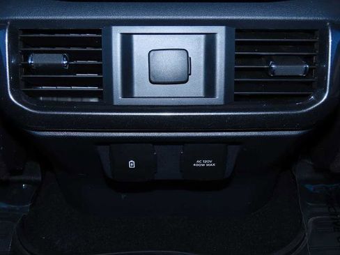 Certified 2023 Ford F150 Lariat image 26