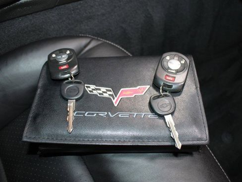 Used 2006 Chevrolet Corvette image 27