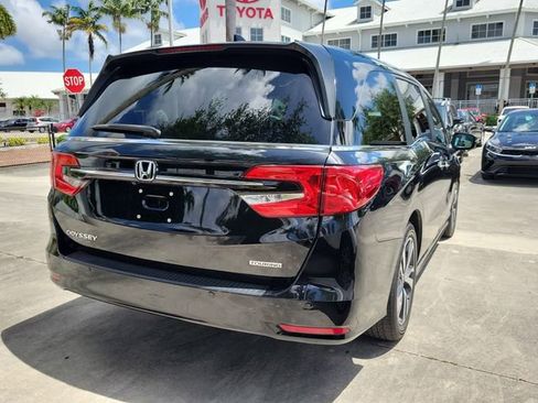 Used 2024 Honda Odyssey Touring image 4