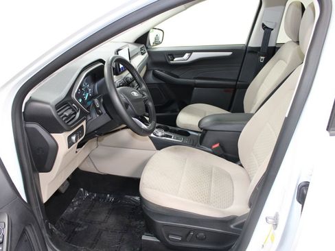 Used 2021 Ford Escape SE w/ Convenience Package FWD image 22
